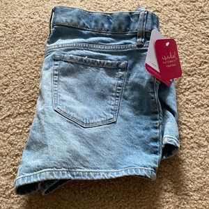 NWT Isabel Maternity shorts size 6